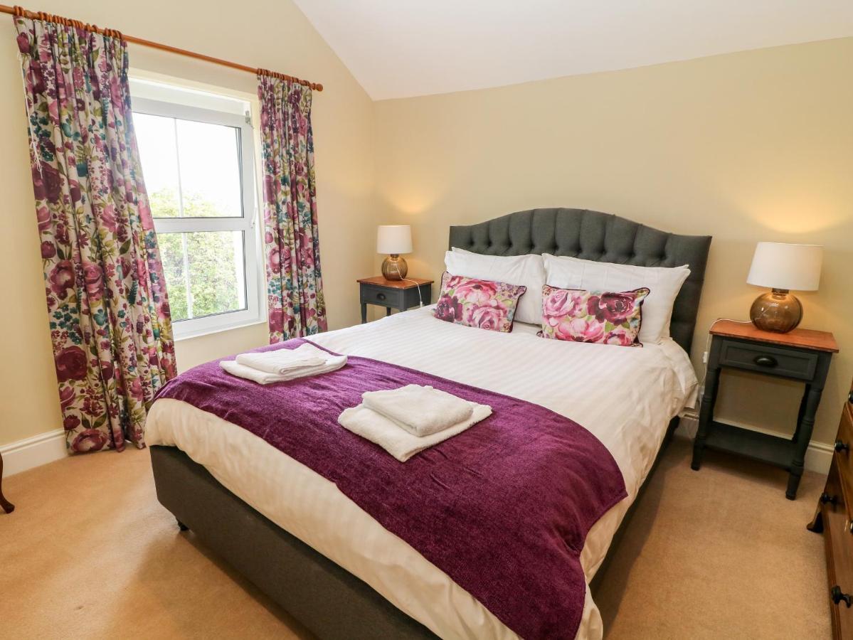 Waingate Cottage Cark Екстериор снимка